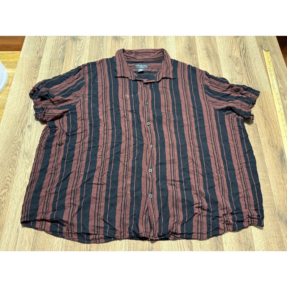 Shaquille O'Neal Shirt Men's XL Brown Black Striped Short Sleeve Button Up
